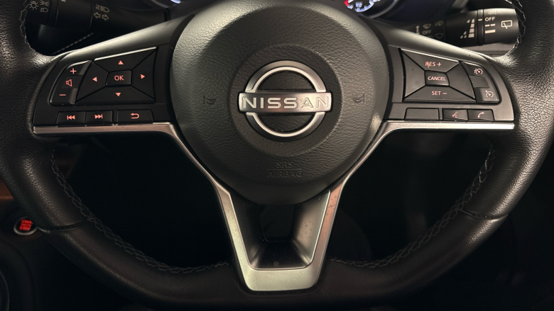 Nissan Juke 1.0 DiG-T 114 N-Connecta 5dr Petrol Hatchback